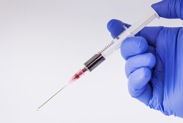 the-syringe-1291129_640